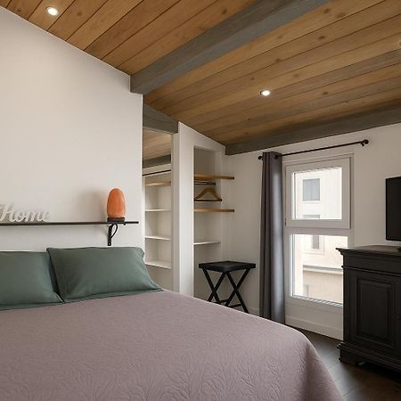 Insolite Studio -La Tour Des Templiers- Montfrin ภายนอก รูปภาพ