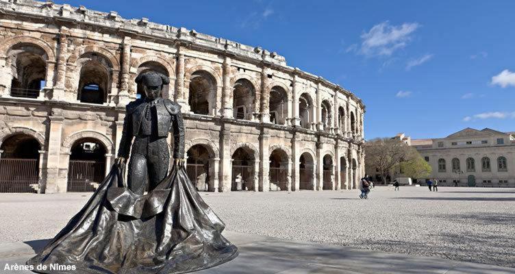 Insolite Studio -La Tour Des Templiers- Montfrin ภายนอก รูปภาพ