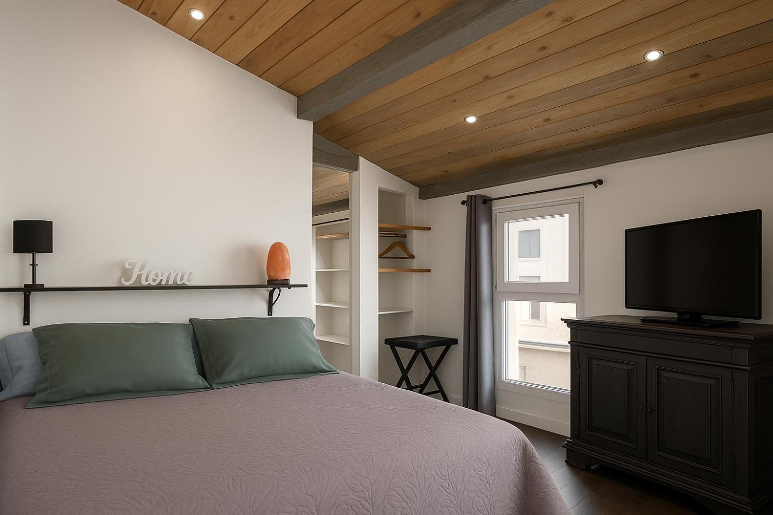 Insolite Studio -La Tour Des Templiers- Montfrin ภายนอก รูปภาพ